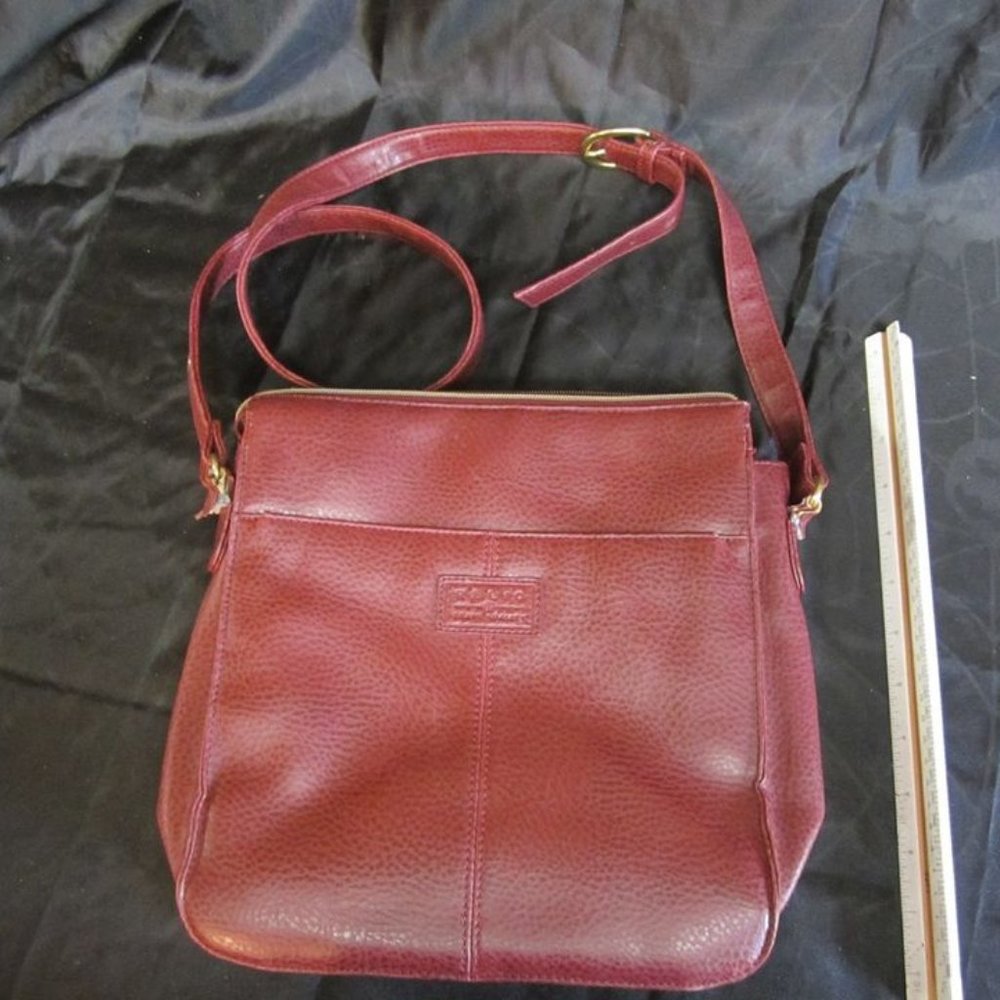 RELIC HANDBAG DARK RED CROSSBODY